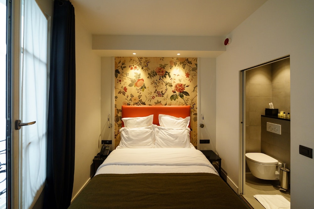 Hotel Scarlett 33/69