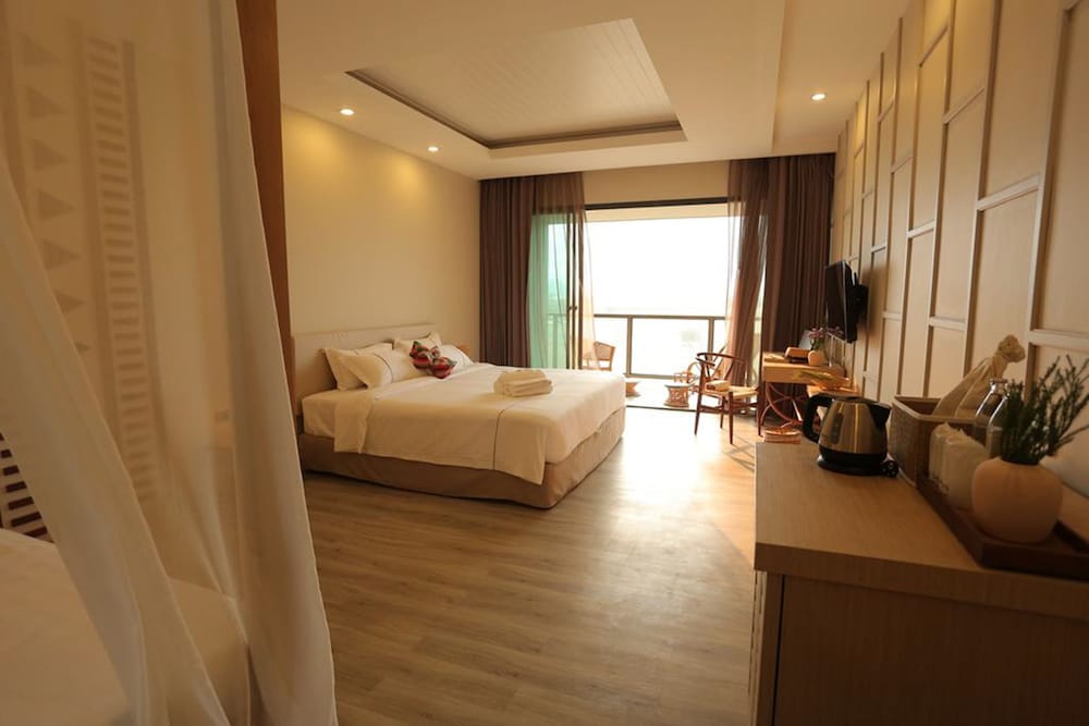 Navela Hotel & Banquet 13/50