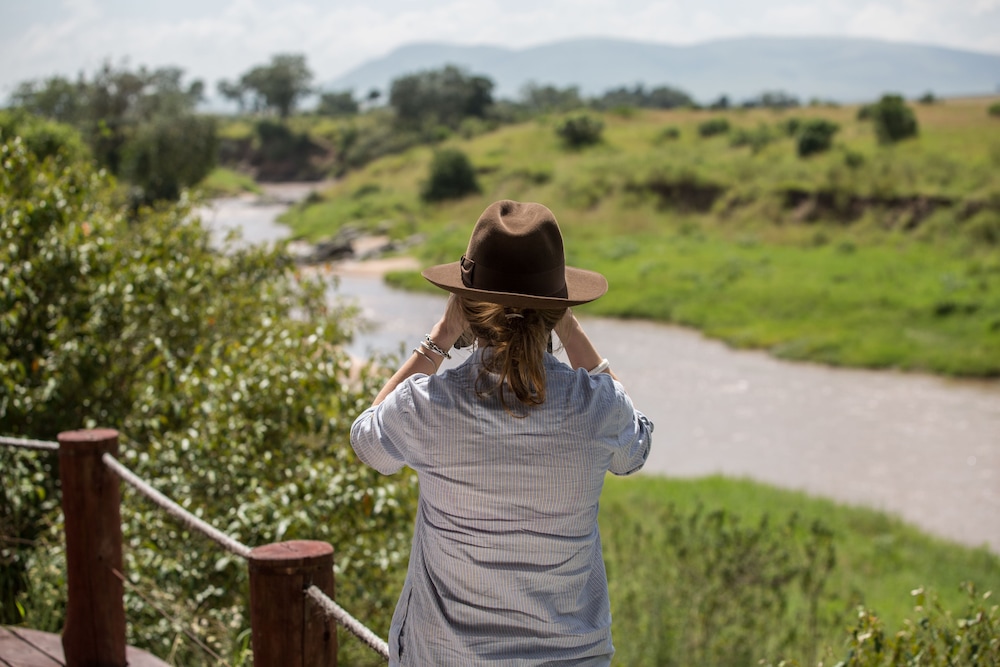 Sand River Masai Mara 32/43