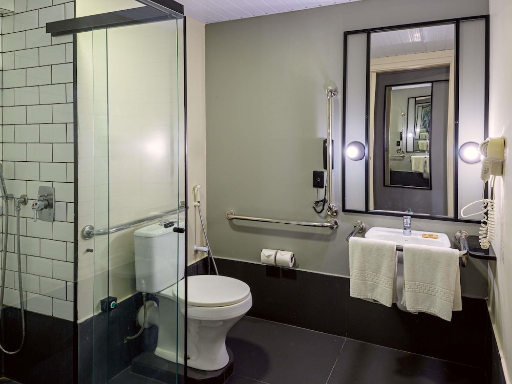 Ibis Sao Luis 64/64