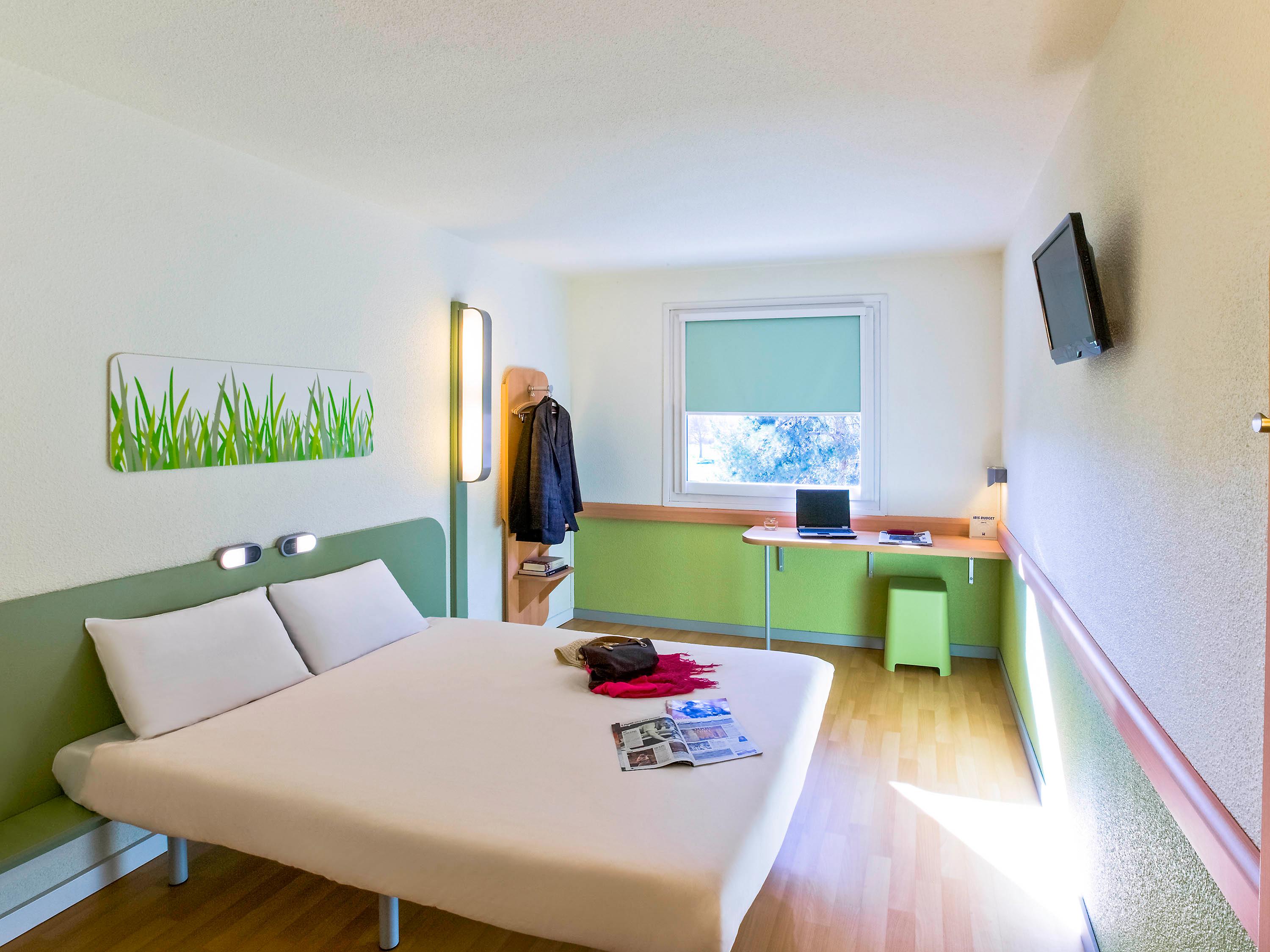 Hotel Ibis Budget Madrid Alcala De Henares 10/23