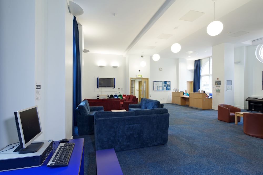 Imperial College London Princes Garden (Princes Gardens Residences) (Southside & Eastside Halls) 13/20