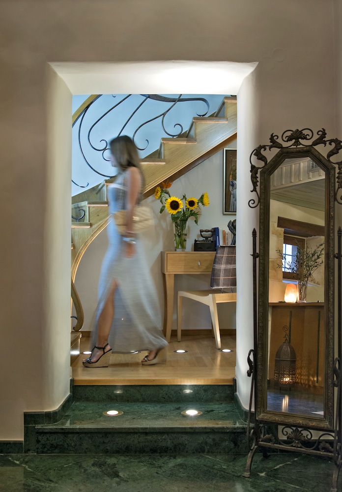 Hotel Ionas 48/61