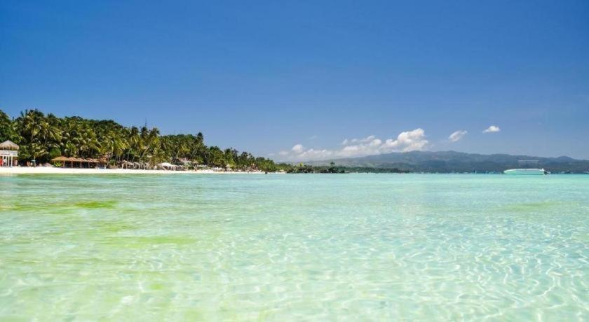 White Beach De Boracay 49/50