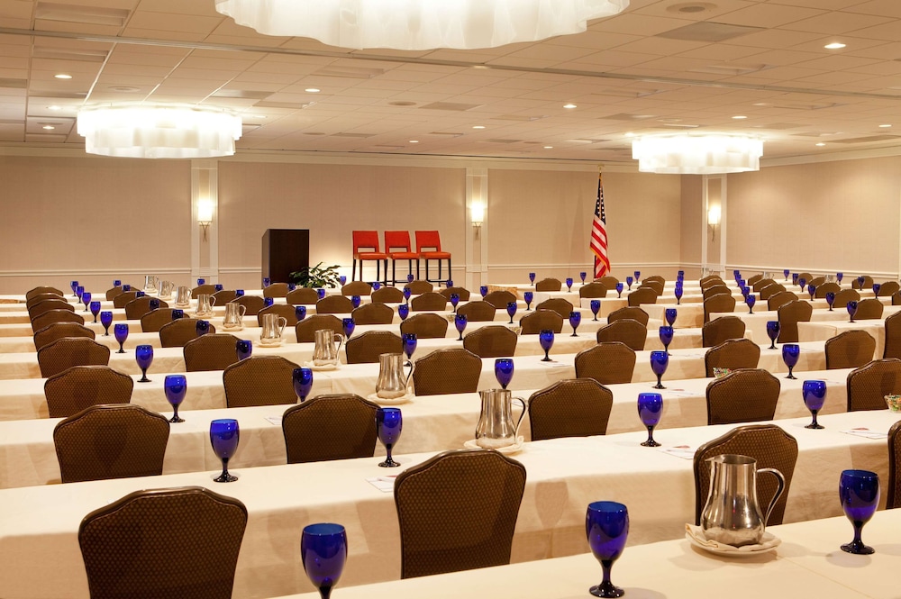 Sonesta Atlanta Airport North 56/60