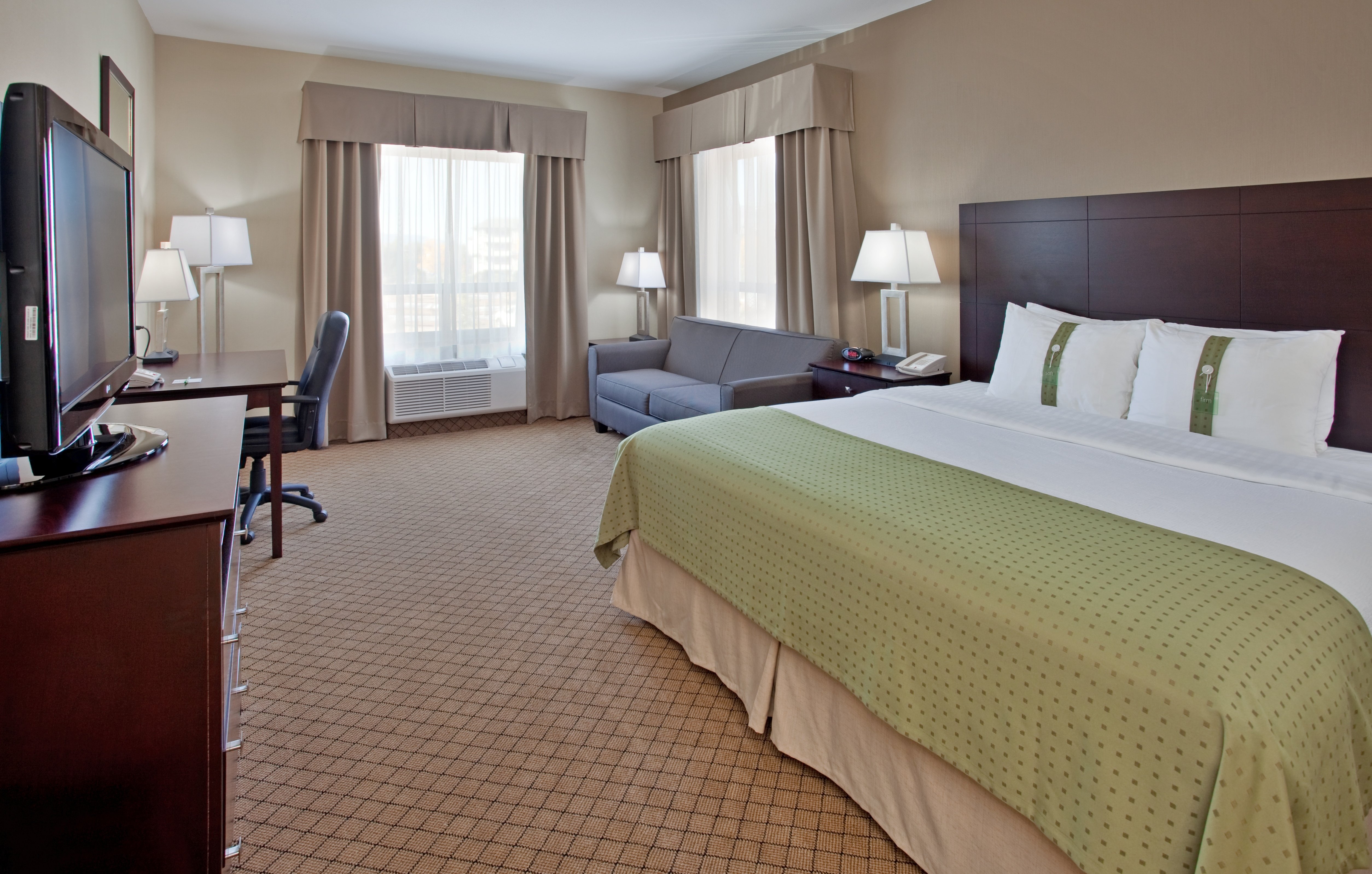 Holiday Inn Hotel Suites Kamloops 20/72