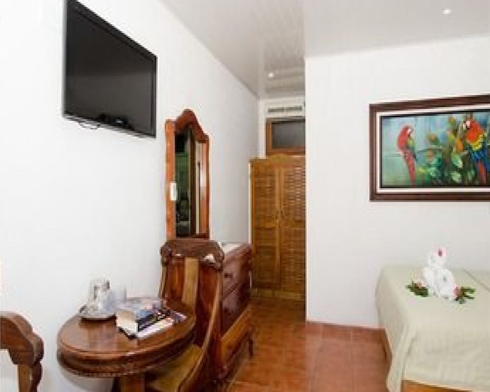 Hotel Villabosque 63/73