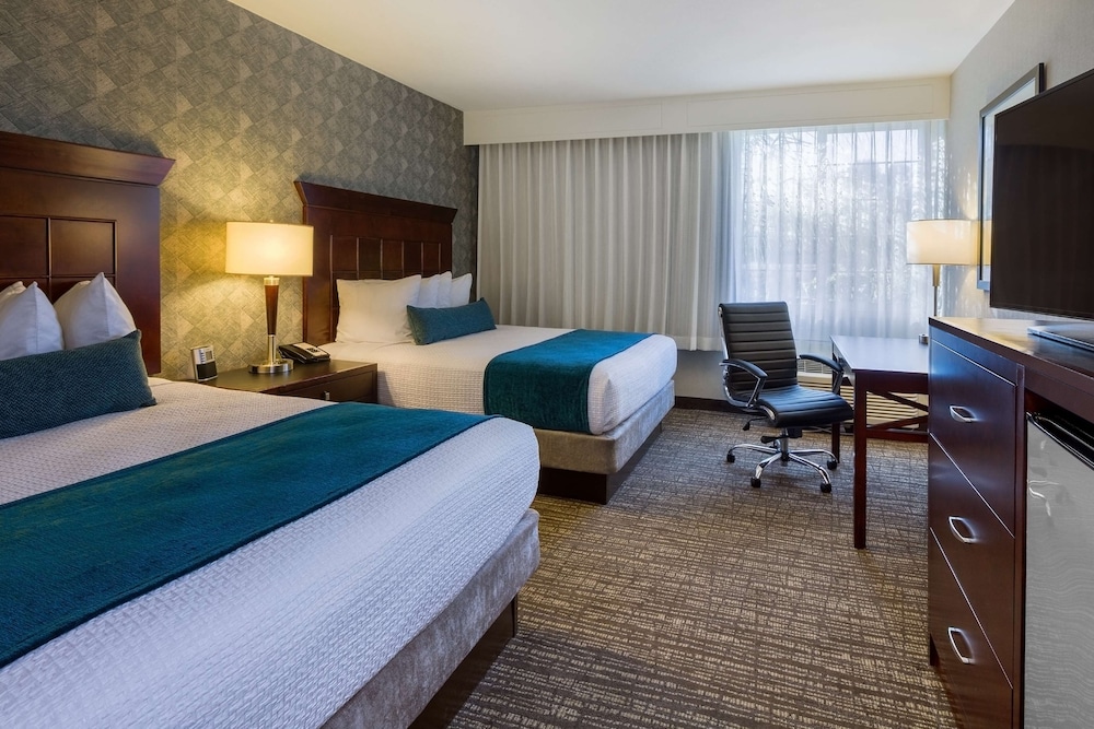 Best Western Plus Carriage Inn 21/78