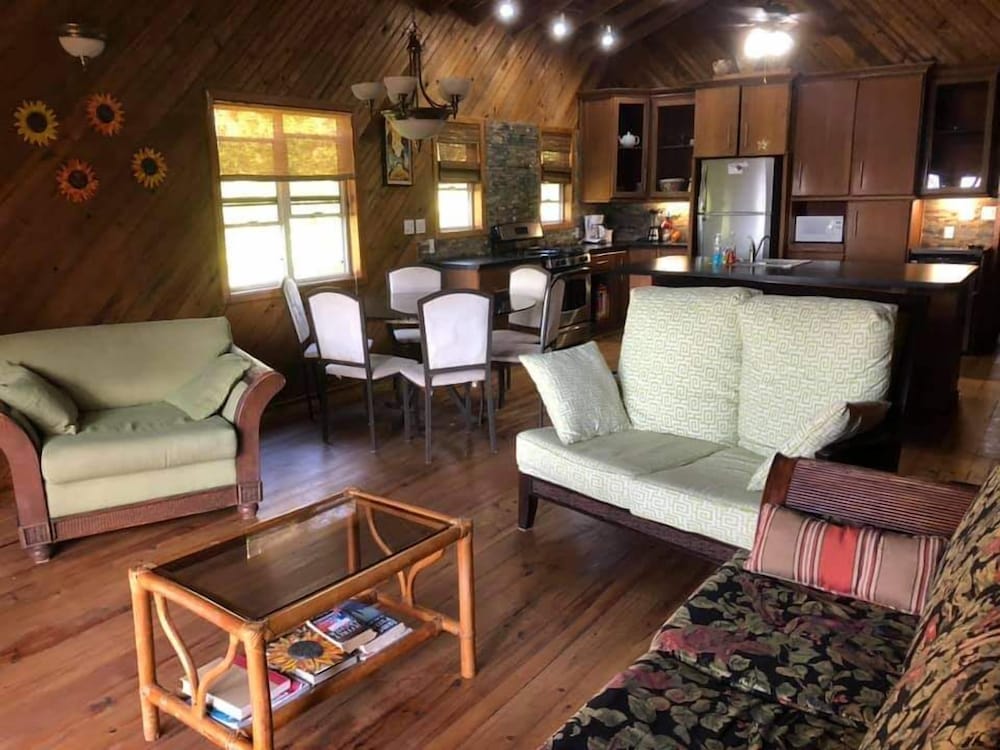 Guava Grove Villas and Resort 49/73