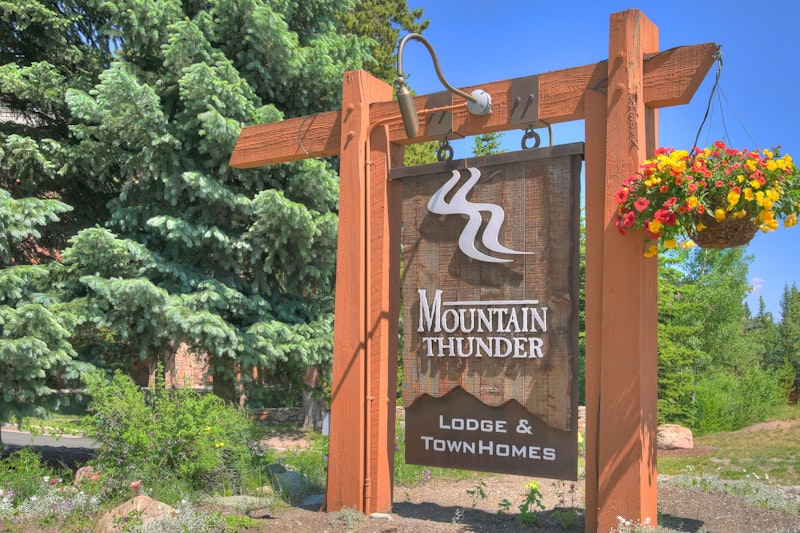 Mountain Thunder Lodge 5/80