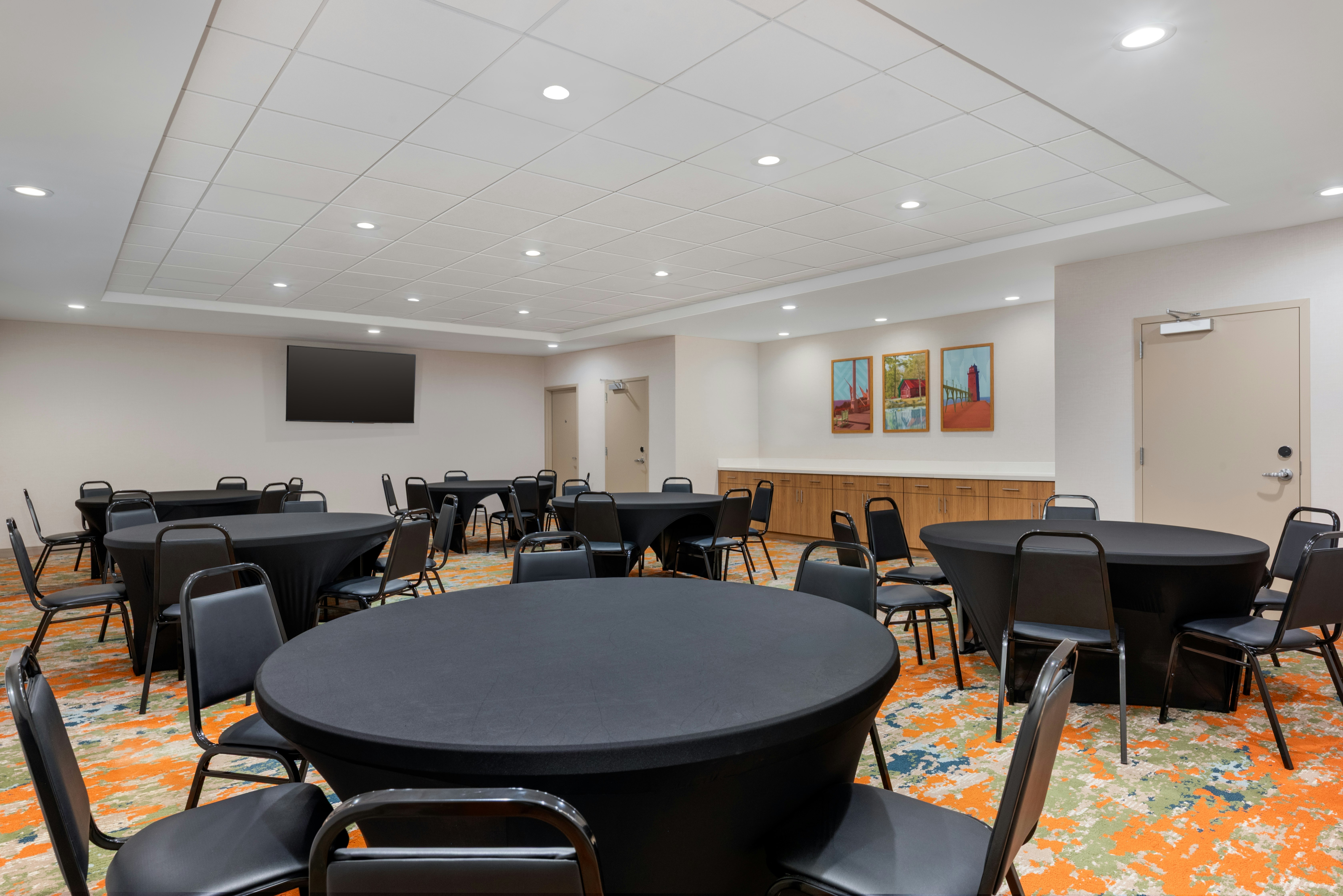 Hampton Inn & Suites Cadillac 22/24
