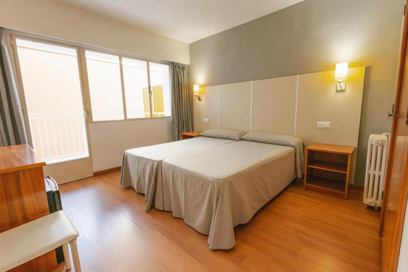 Essential, Double Bed