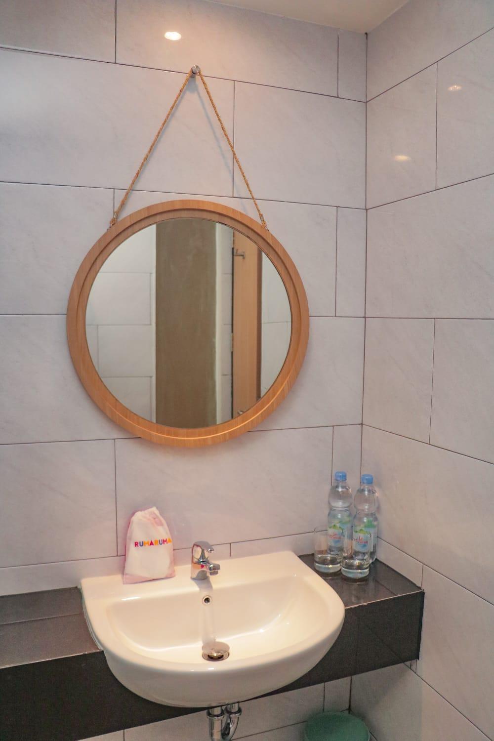 Rumaruma Farvet Residence Ambon 27/28