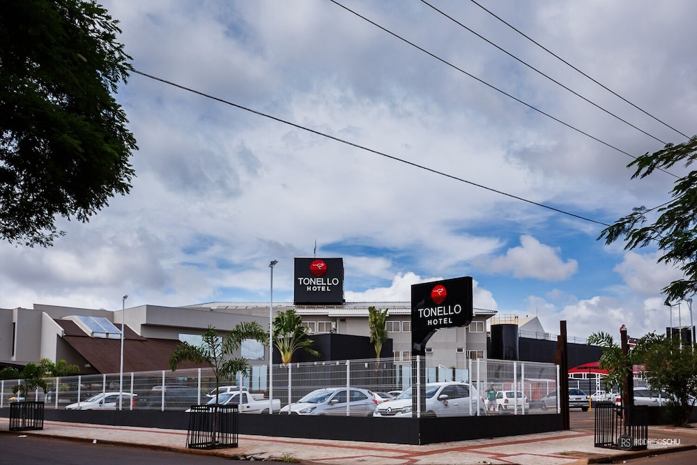 TONELLO BUSINESS HOTEL 37/47