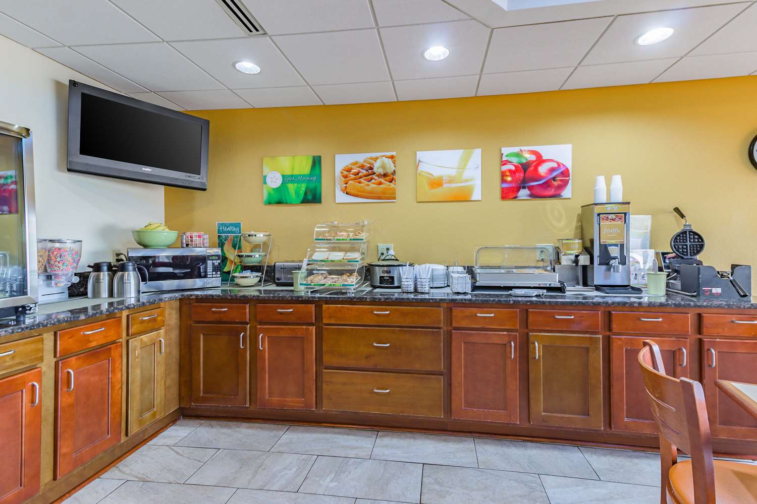 Quality Inn Goodlettsville 12/20
