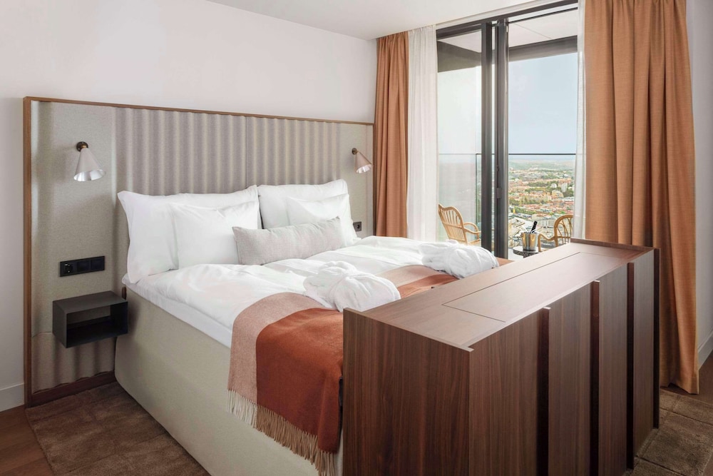Clarion Hotel Karlatornet 16/52