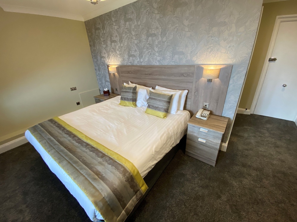 STANDARD, DOUBLE BED