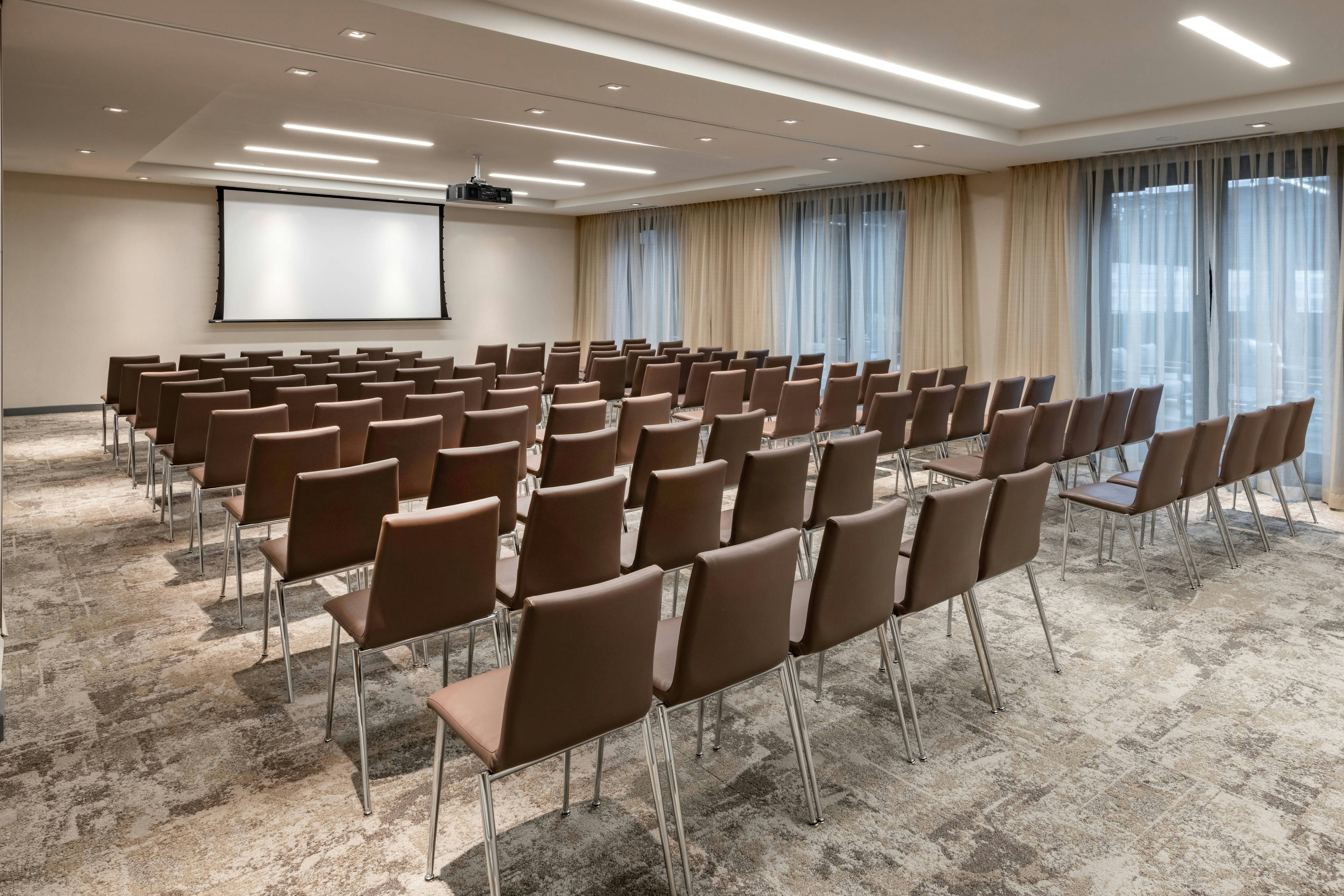 AC Hotel by Marriott Atlanta Midtown 24/40