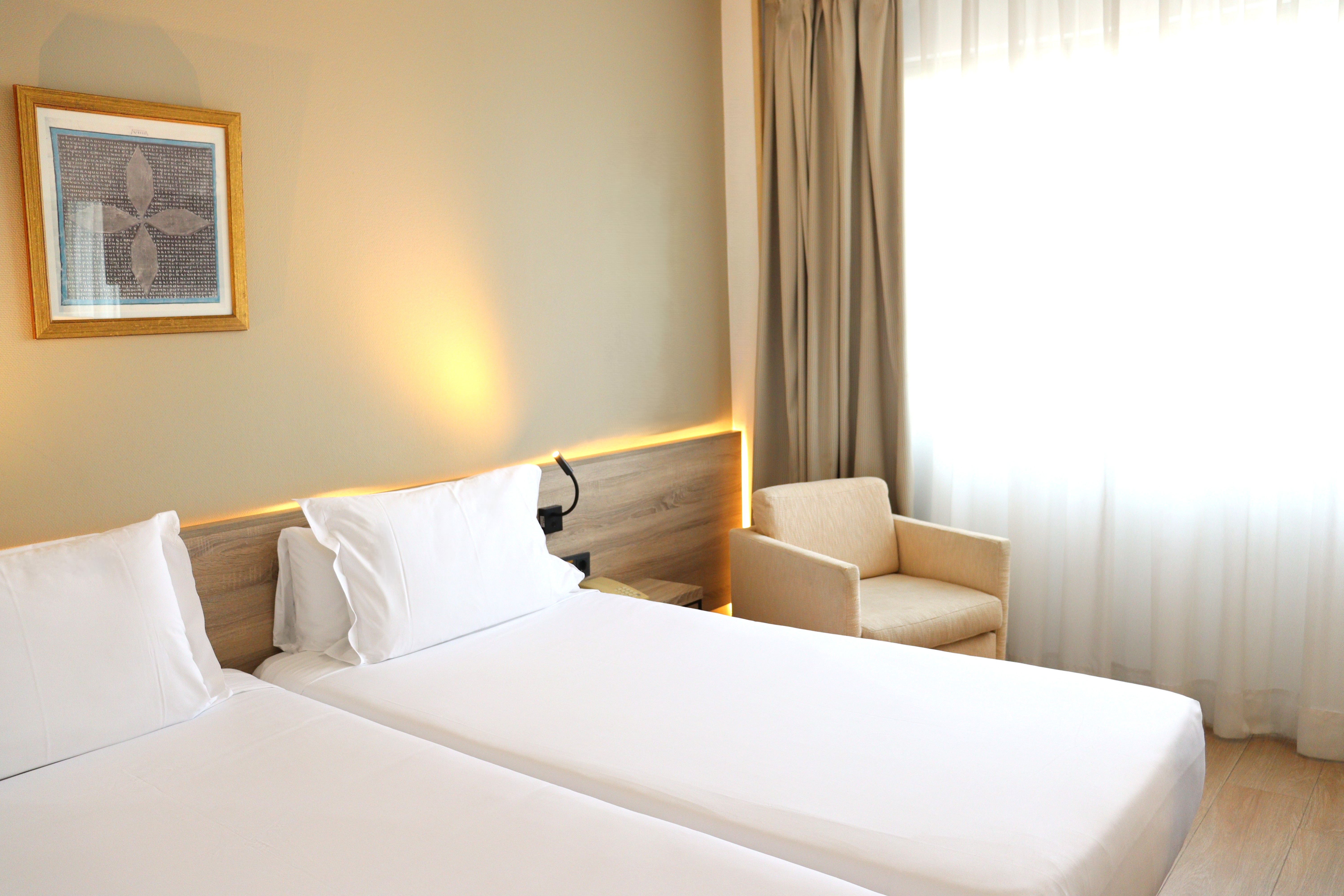 STANDARD, DOUBLE BED