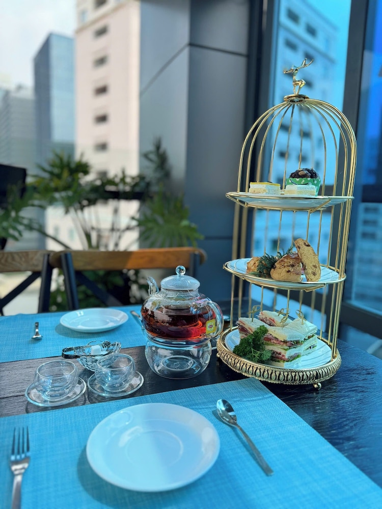 Adora Mira Hotel (formerly Ramada Encore By Wyndham Saigon D1) 39/50