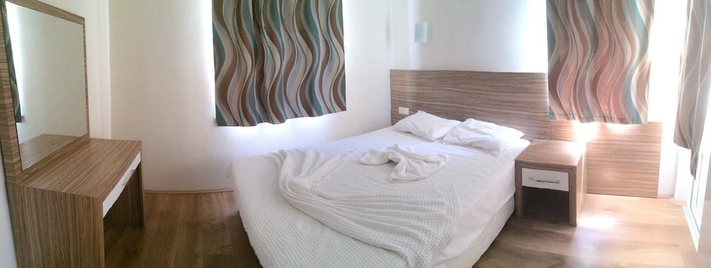 Yucesan Hotel 18/50
