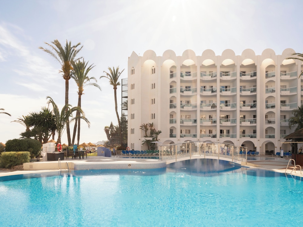 Ona Marinas de Nerja Spa Resort 2/72