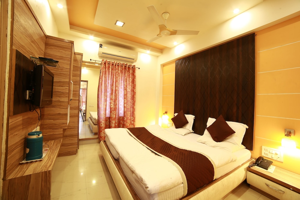 HOTEL VISHRAM 9/45