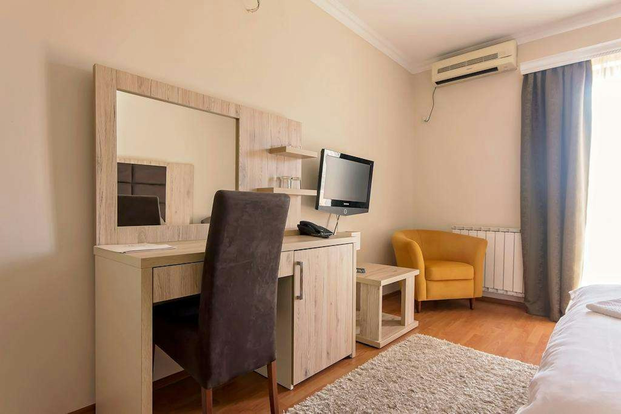 Hotel Holiday 43/58