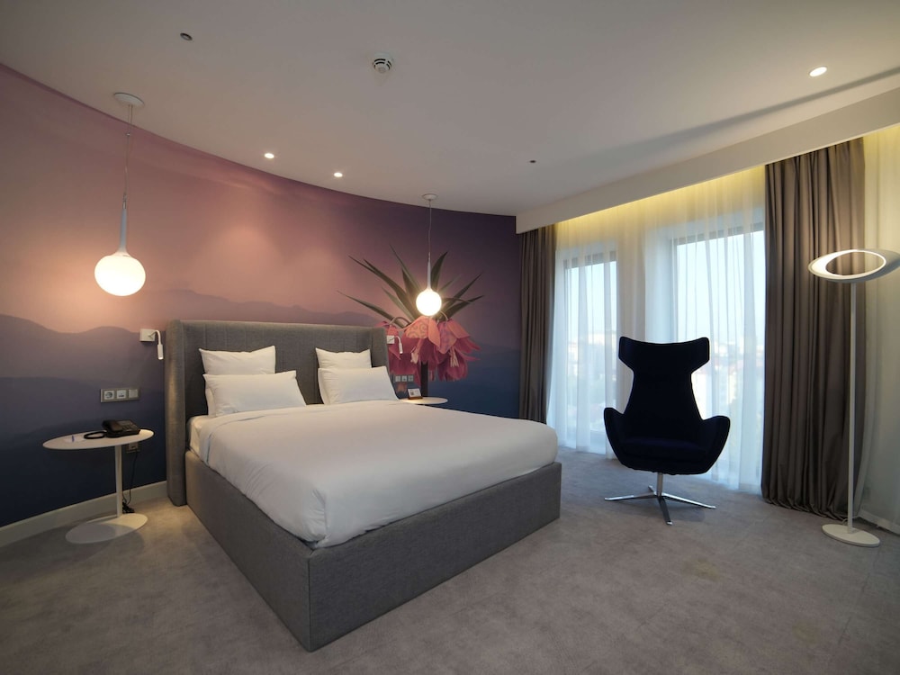 NOVOTEL Bishkek City Center 11/50