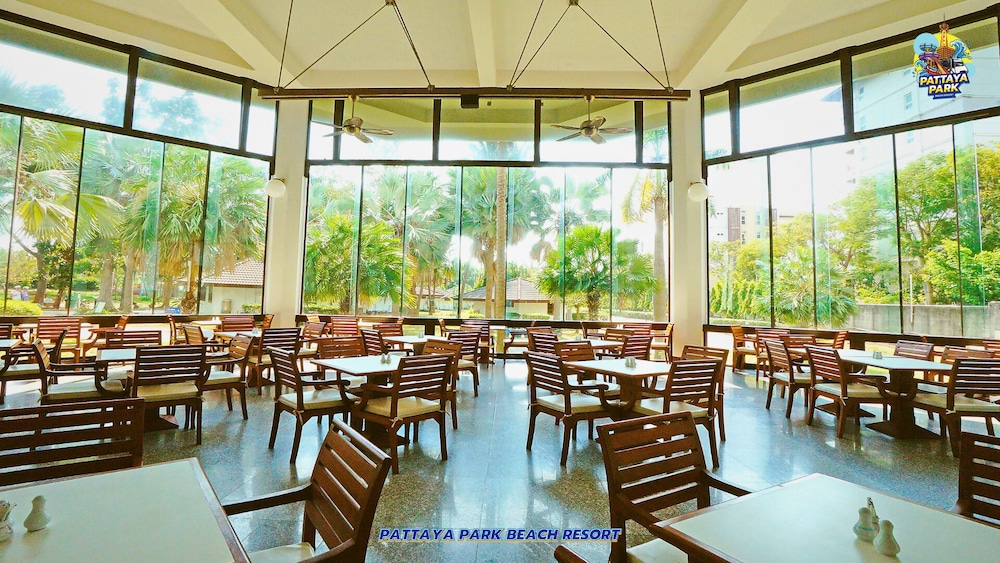 PATTAYA PARK BEACH RESORT 34/50
