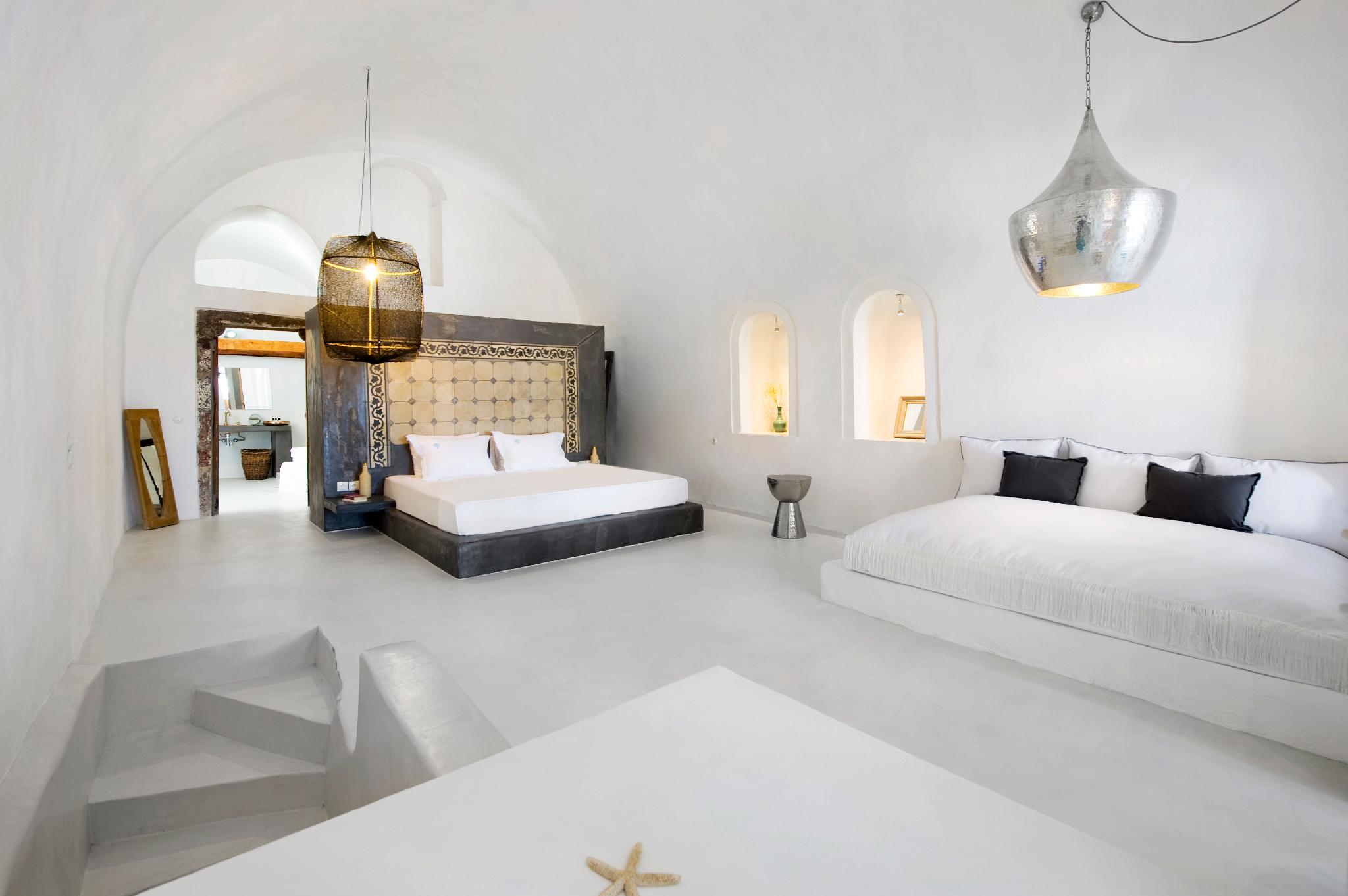 Interior, Honeymoon, Superior, Suite, Caldera View, Plunge Pool