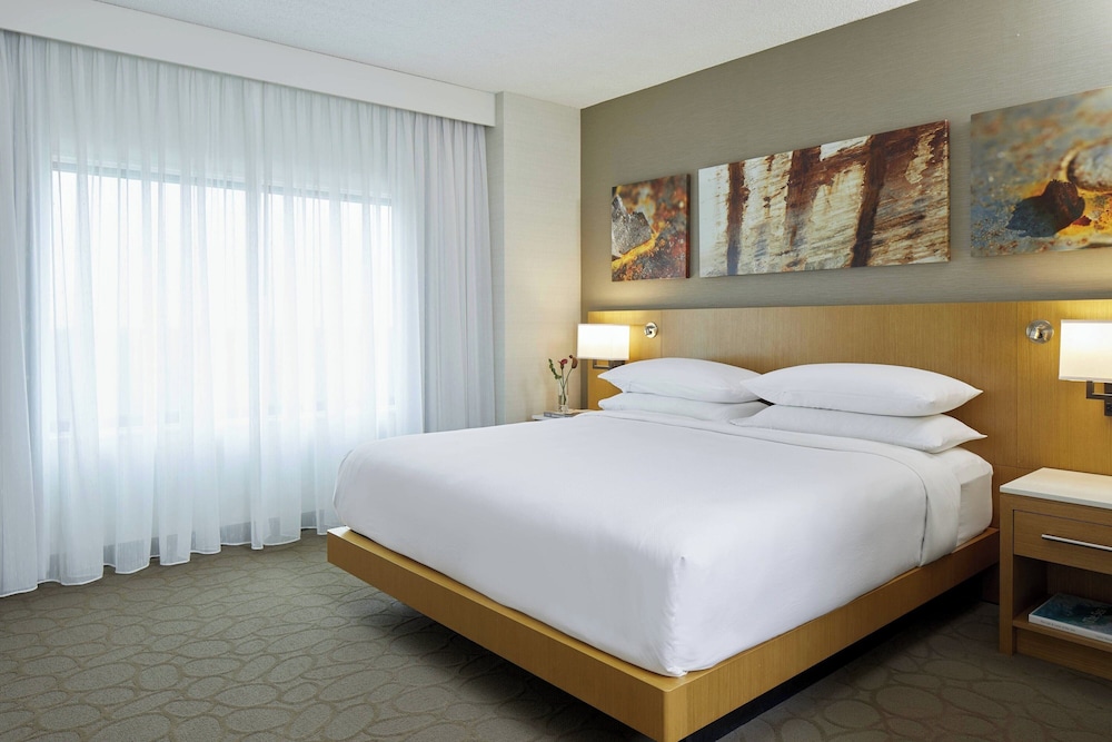 Renaissance Chicago Glenview Suites Hotel 7/72