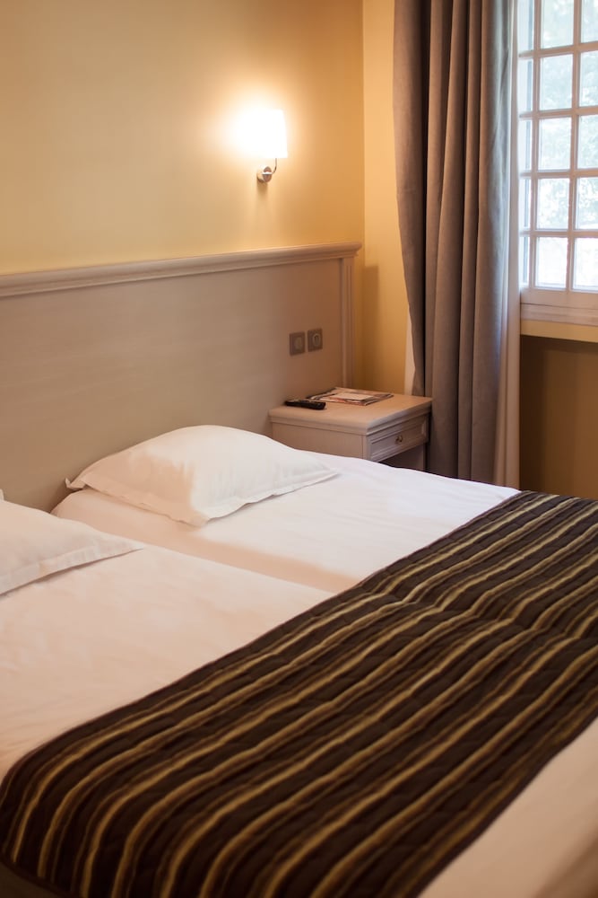 Room at Hotel Artea, AIX EN PROVENCE