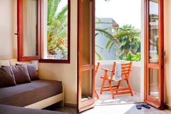 Casa Maria Hotel Apts 42/57