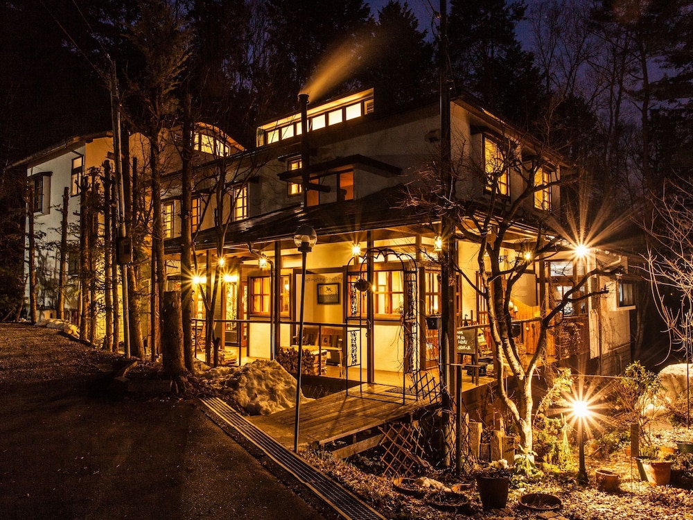 Auberge Hidanomori 3/50