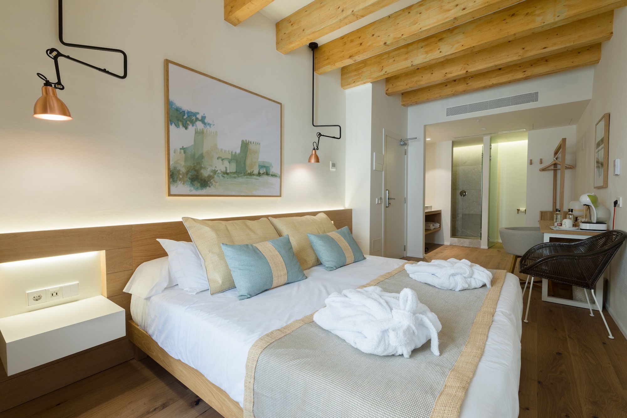 Superior, Twin Beds, Balcony