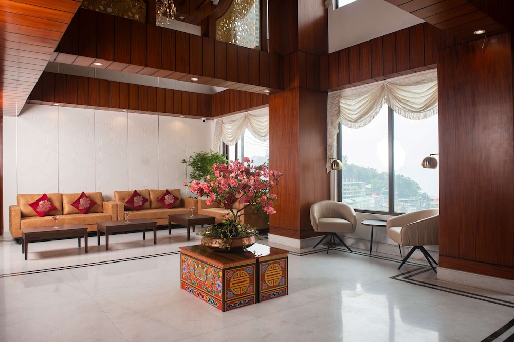 Ramada by Wyndham Gangtok Hotel & Casino Golden 27/50