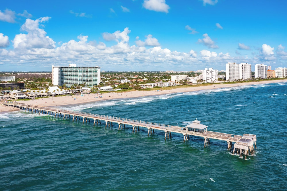 Emerald Seas Deerfield Beach Club 22/39