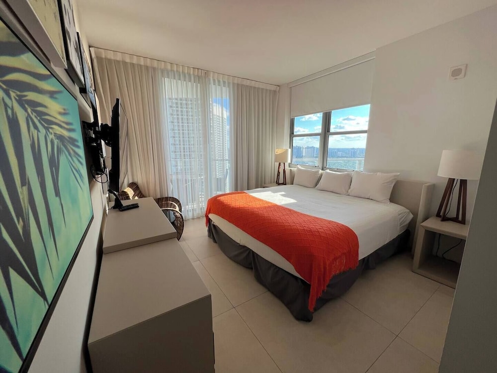 Lyfe Resort & Residences 25/66