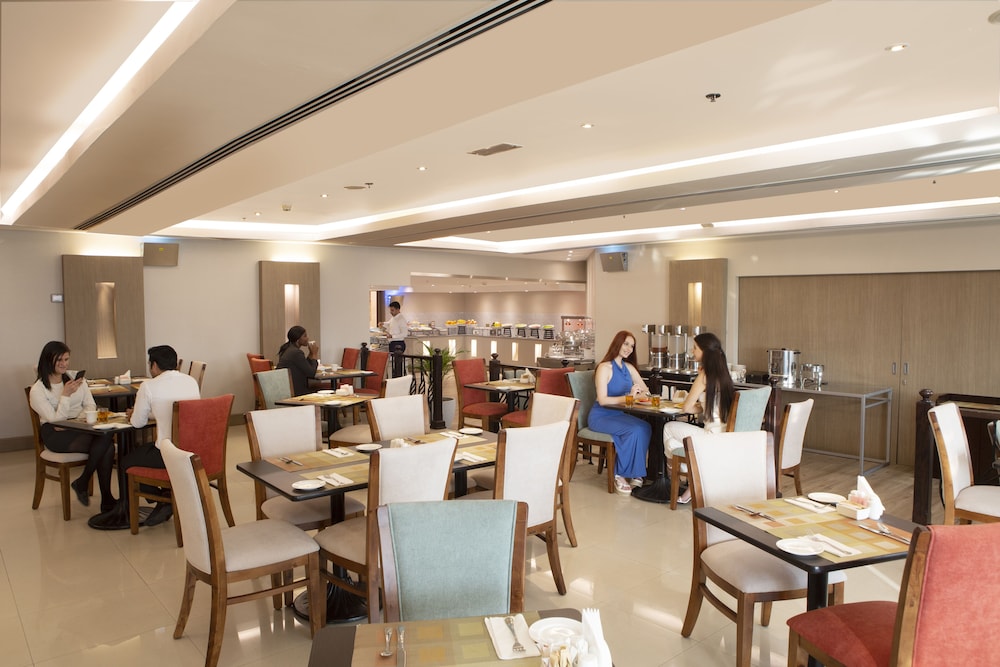 restaurant cafeteria