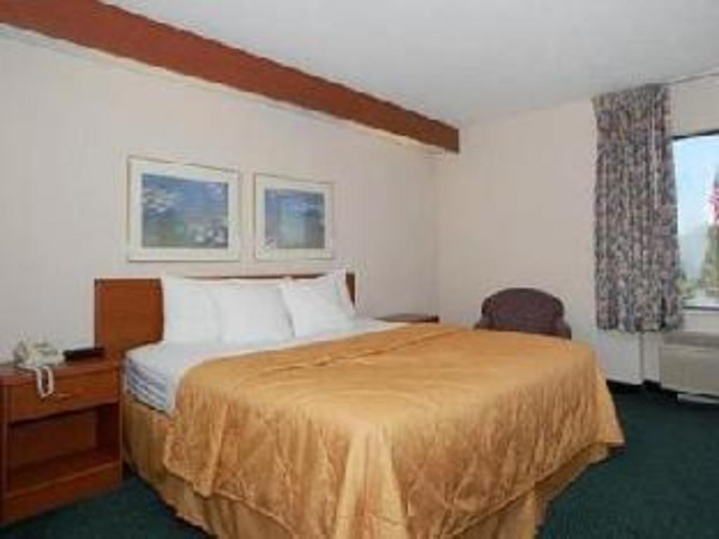 Baymont By Wyndham Mooresville 17/37