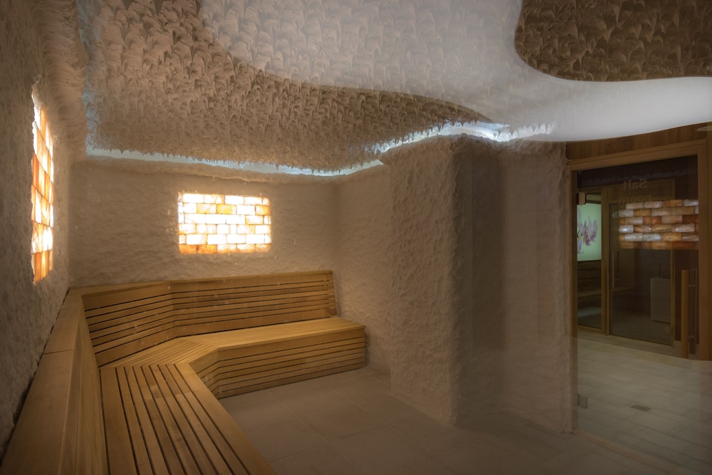 King Maron Beach Hotel & Spa 15/50