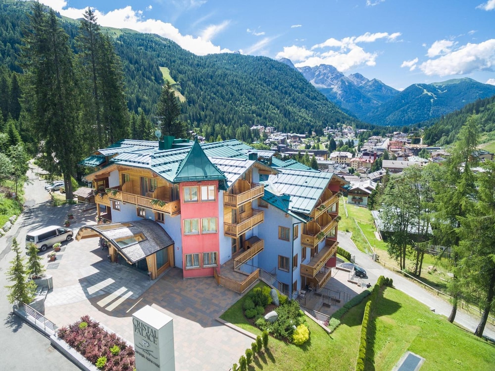 Cristal Palace Hotel 43/53
