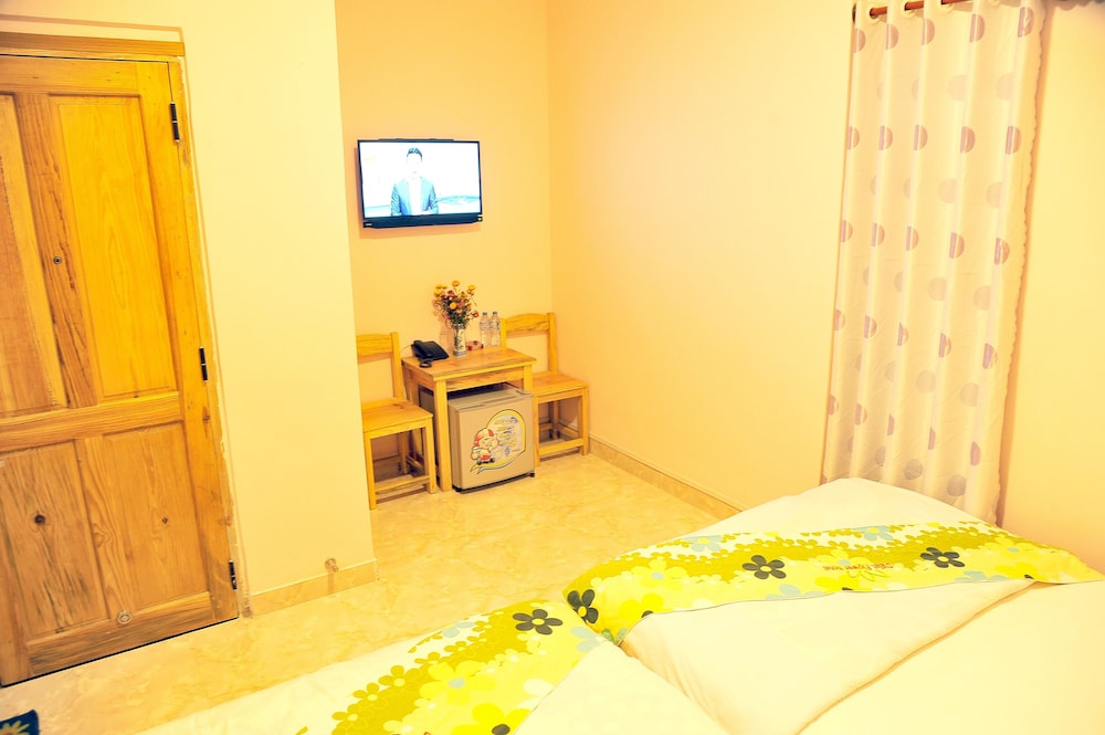 Dalat Flower Hotel 33/72