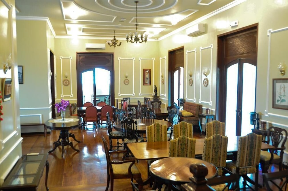 Hotel Felicidad 54/69