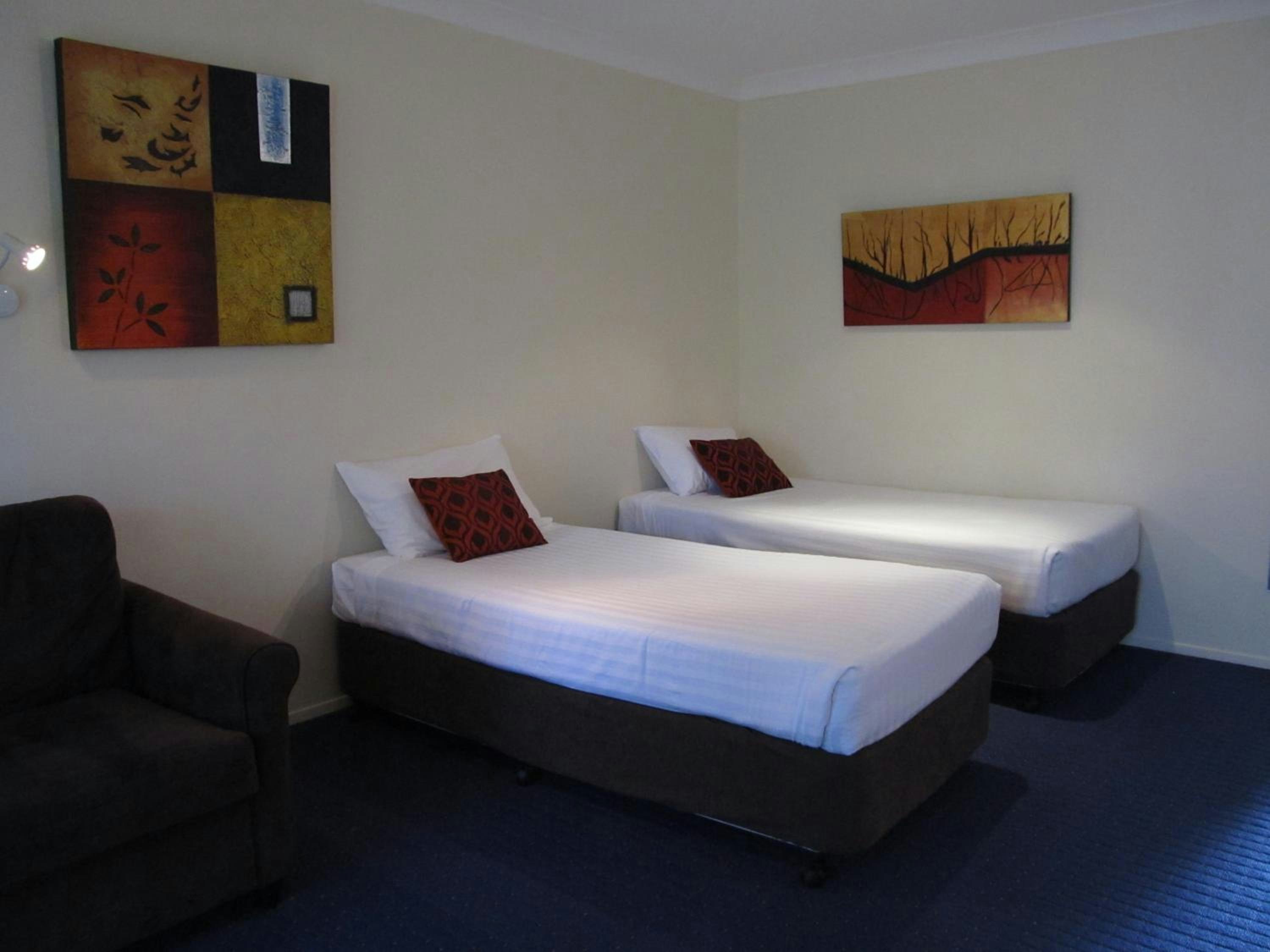Meninya Palms Moama 8/59