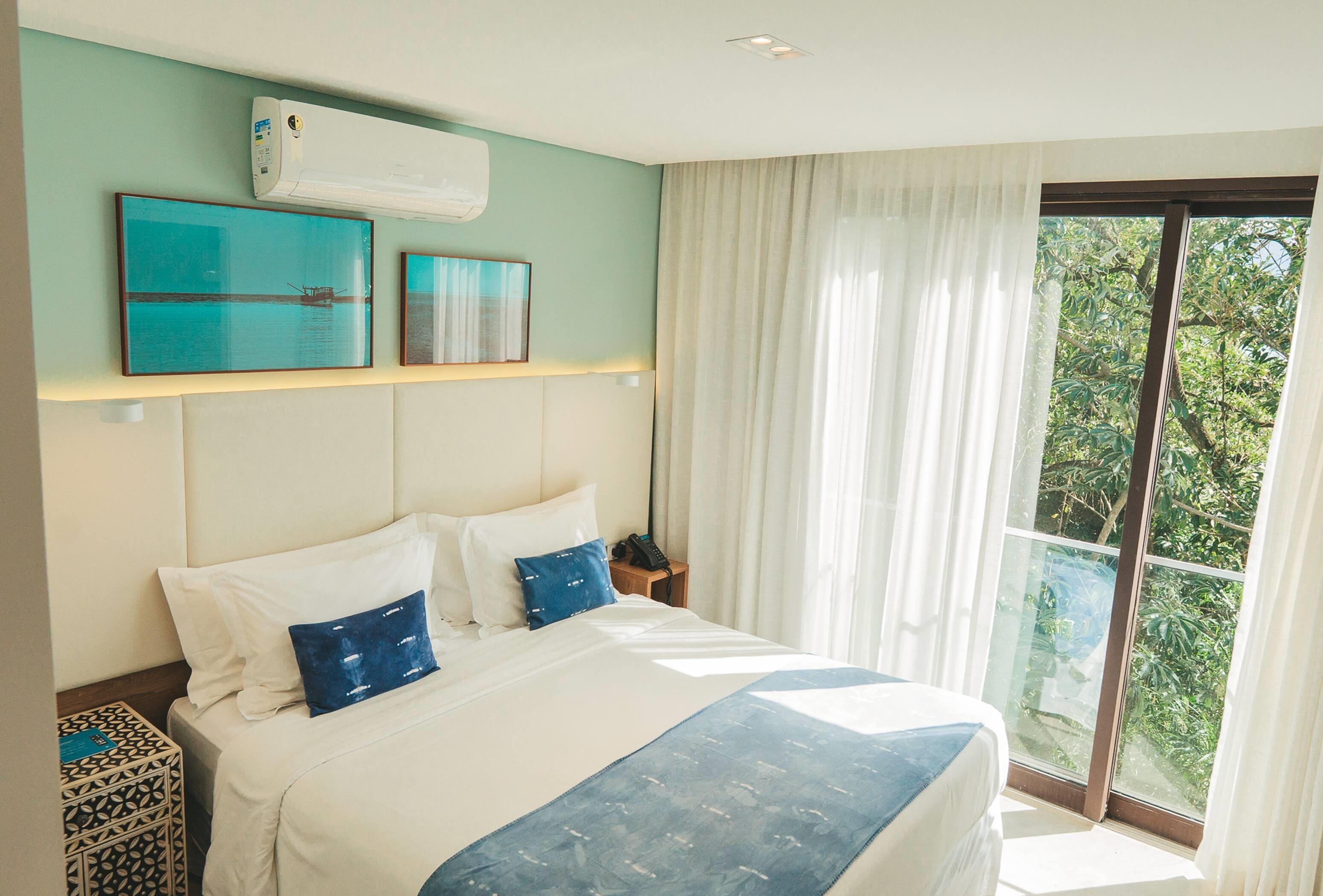 Double Suite 1 Queen Bed and 1 Single Sofa Bed