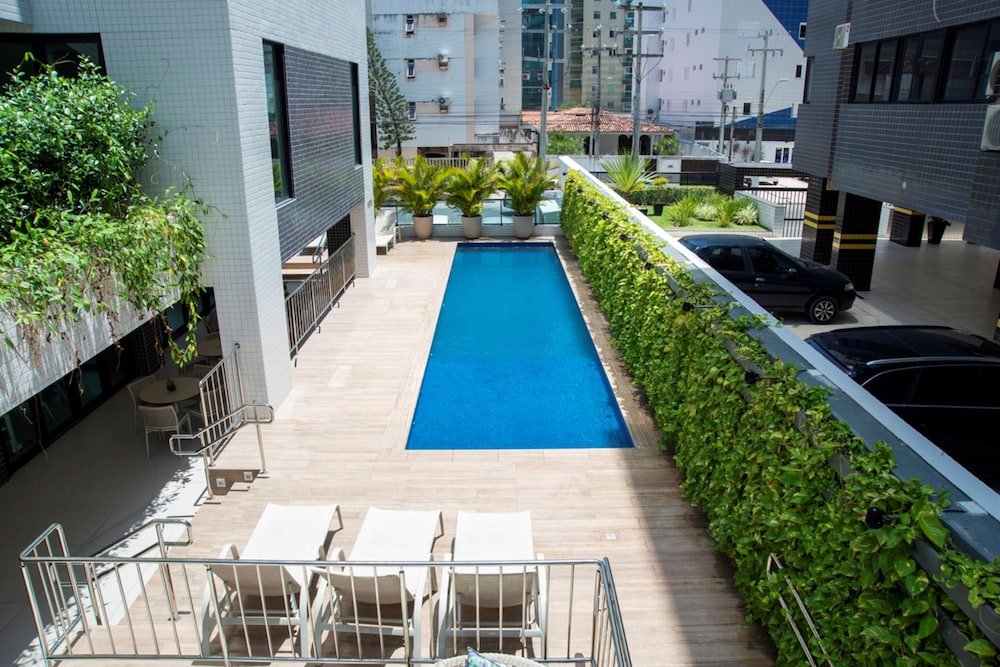 Porto Kaete Hotel 42/46