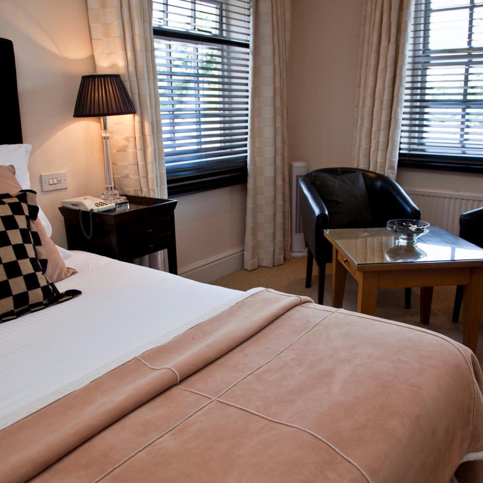 غرفة قياسية بسرير مزدوج، Rowton Hall Country House Hotel And Spa 2/6