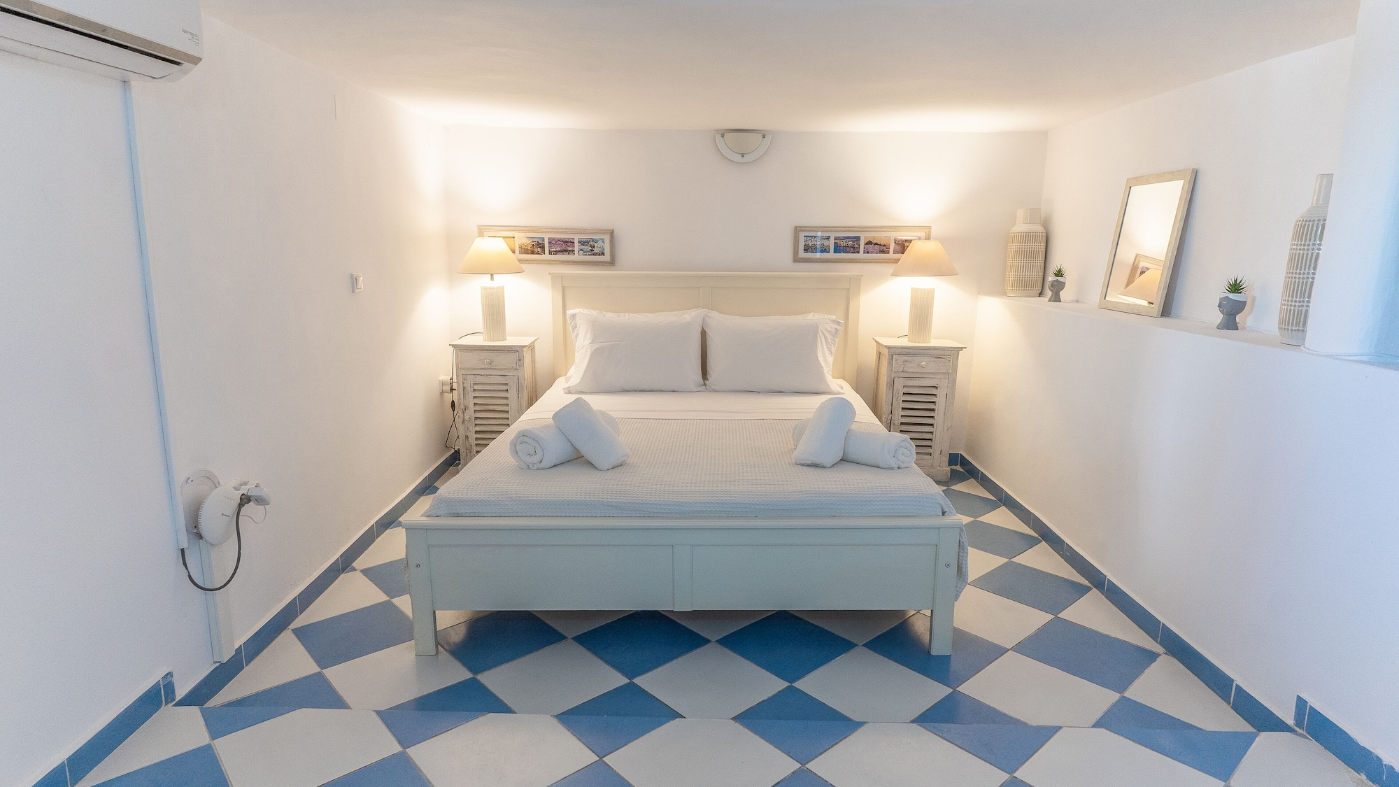 EXCLUSIVE, APARTMENT